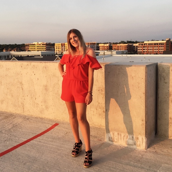 OPEN TO ANY AND ALL OFFERS! Lets make a deal 🤝🏻 - Picture 1 of 1